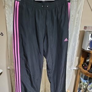 (2510) Adidas, Women's athletic Pants Size M